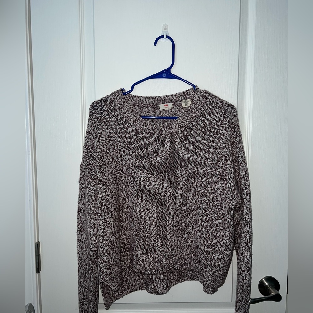 Levi’s knit top